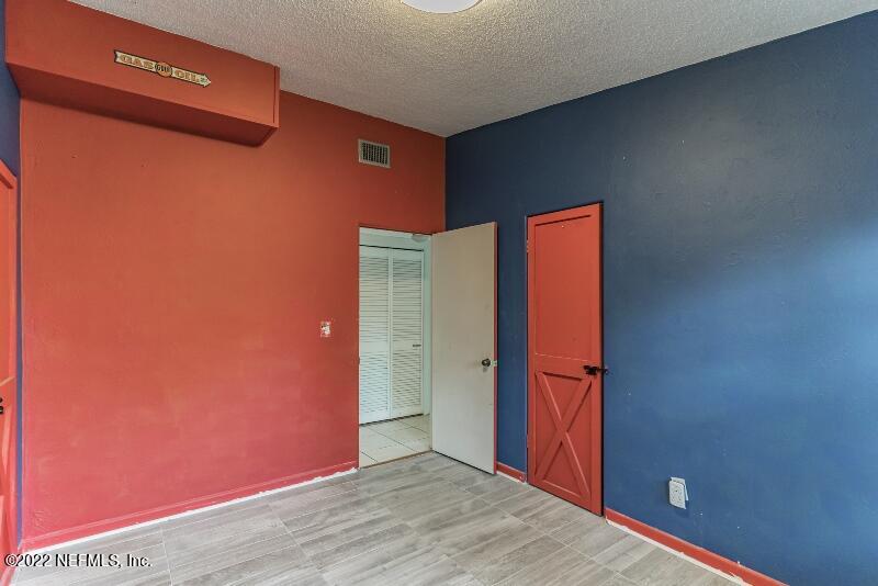 3801 Crown Point Road, Unit 3106 Jacksonville, FL 32257 - Photo 11 of 26 10