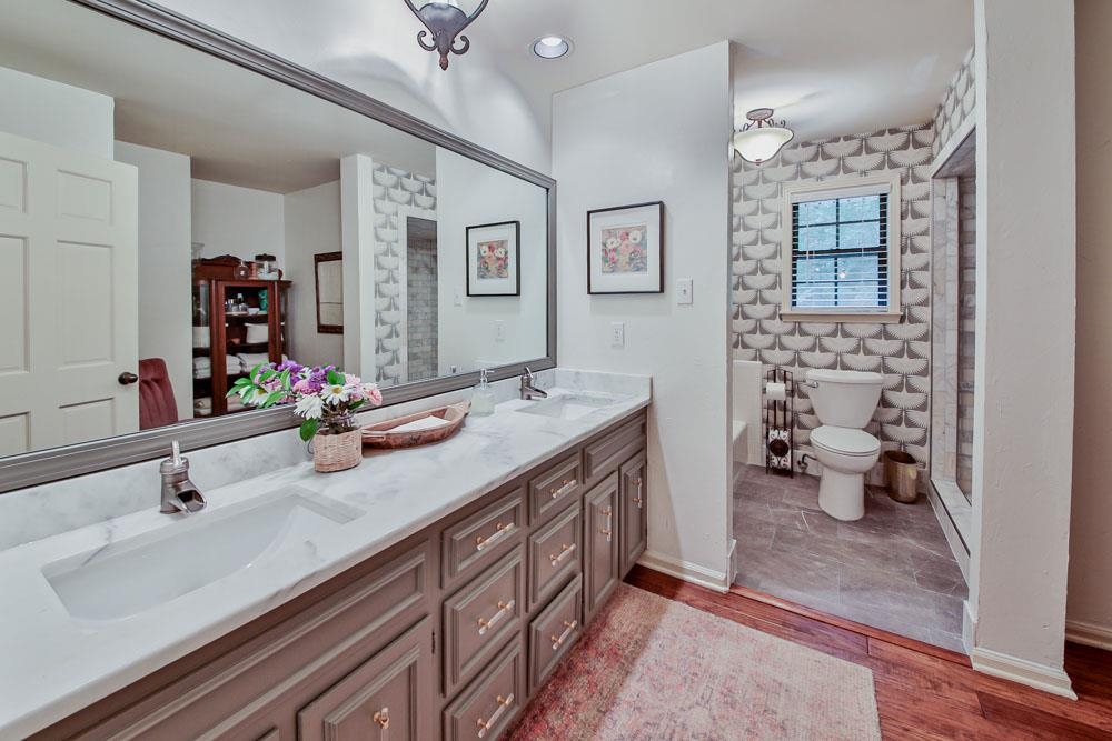 1486 Akins Road Brighton, TN 38011 - Photo 16 of 25 Downstairs Hallway Full Bathroom