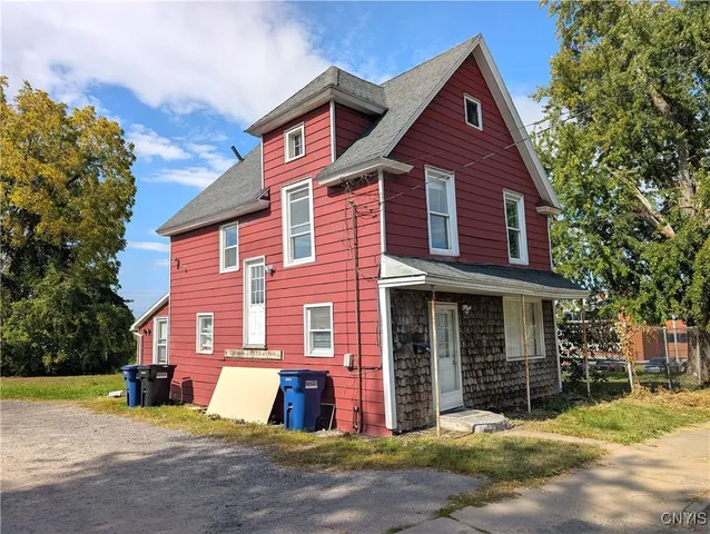 $149,000 | 1121 Wolf Street, Syracuse, NY 13208