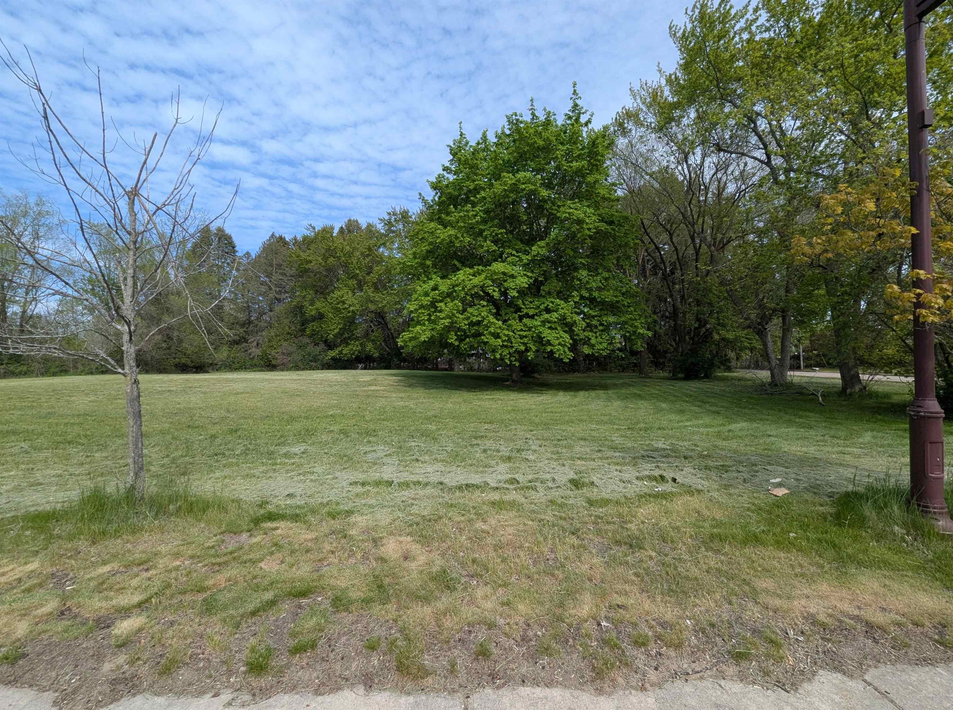 216 South Mackinaw Road Au Gres, MI 48703 - Photo 7 of 9