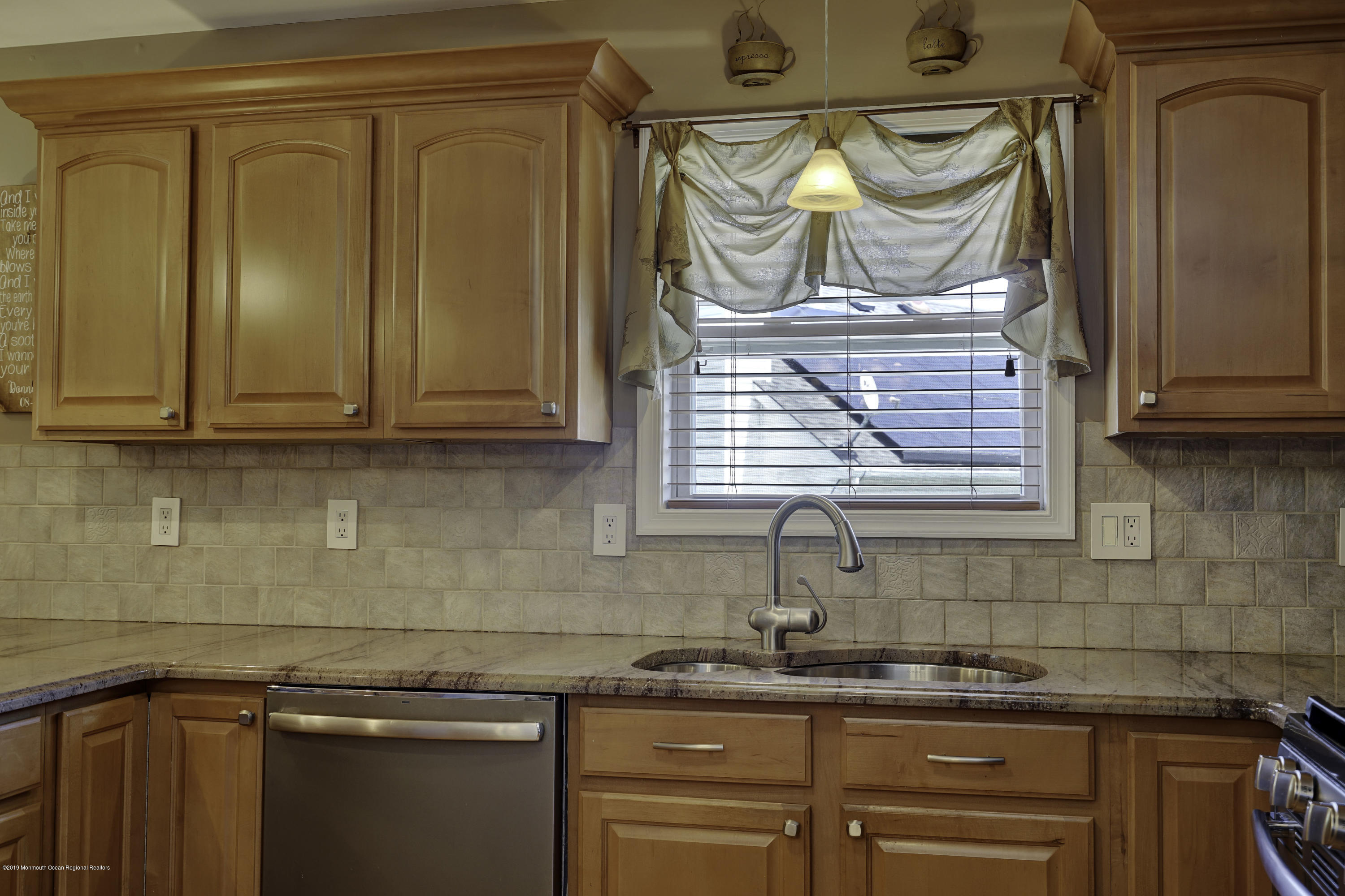 147 Lester Road Toms River, NJ 08753 - Photo 25 of 72 024_dsc02695