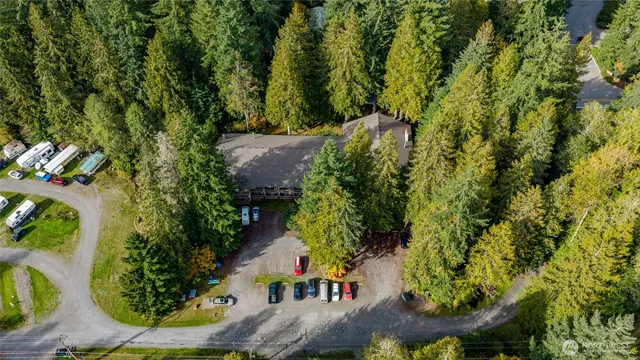 $319,999 | 10433 Mt Baker Highway, Unit 1007A, Glacier, WA 98244