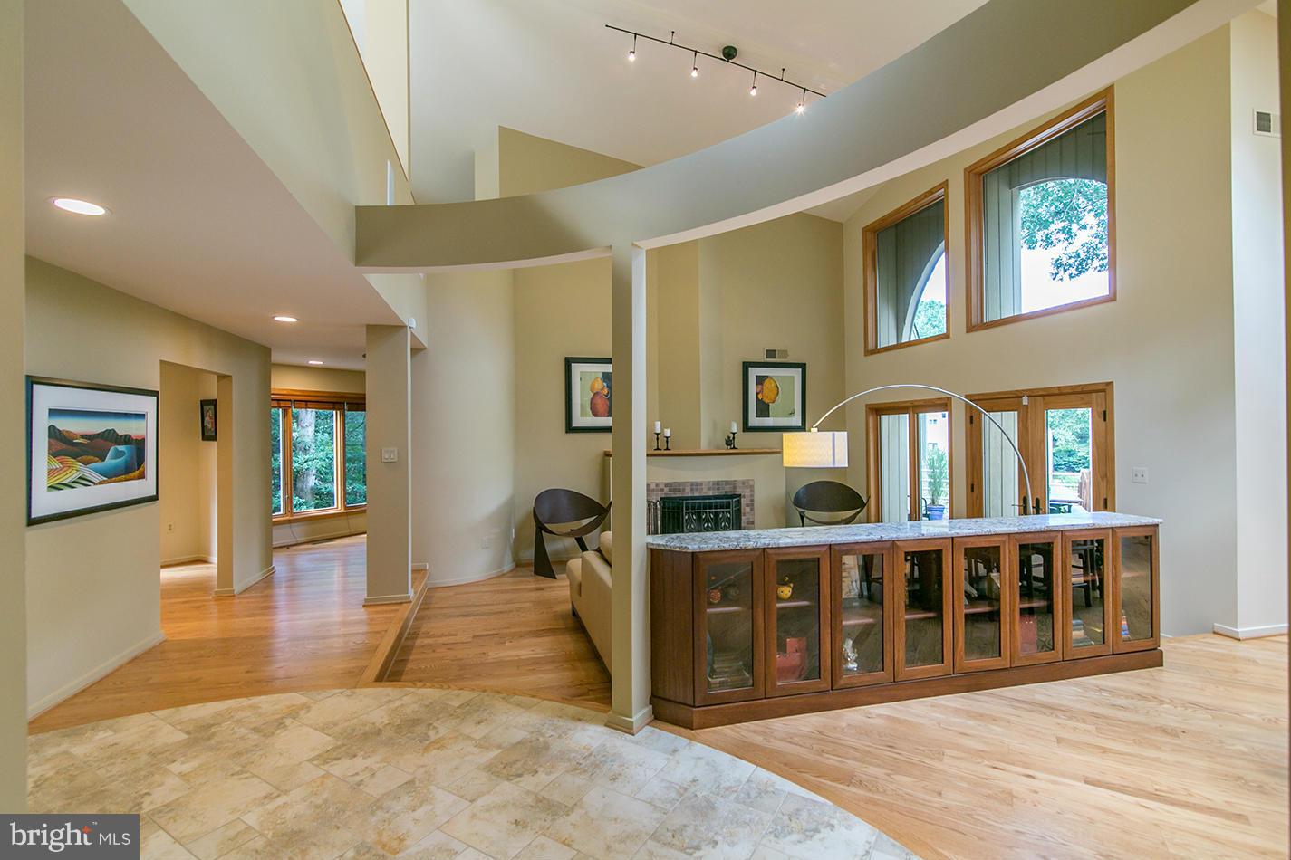 11580 Lake Newport Road Reston, VA 20194 - Photo 14 of 30 a view of a interior of the house