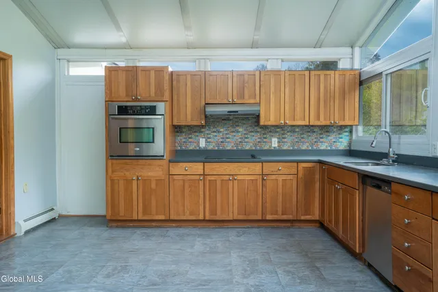 $299,000 | 669 Ashgrove Road, White Creek, NY 12816