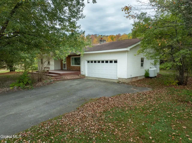 $299,000 | 669 Ashgrove Road, White Creek, NY 12816