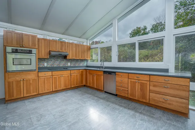 $299,000 | 669 Ashgrove Road, White Creek, NY 12816