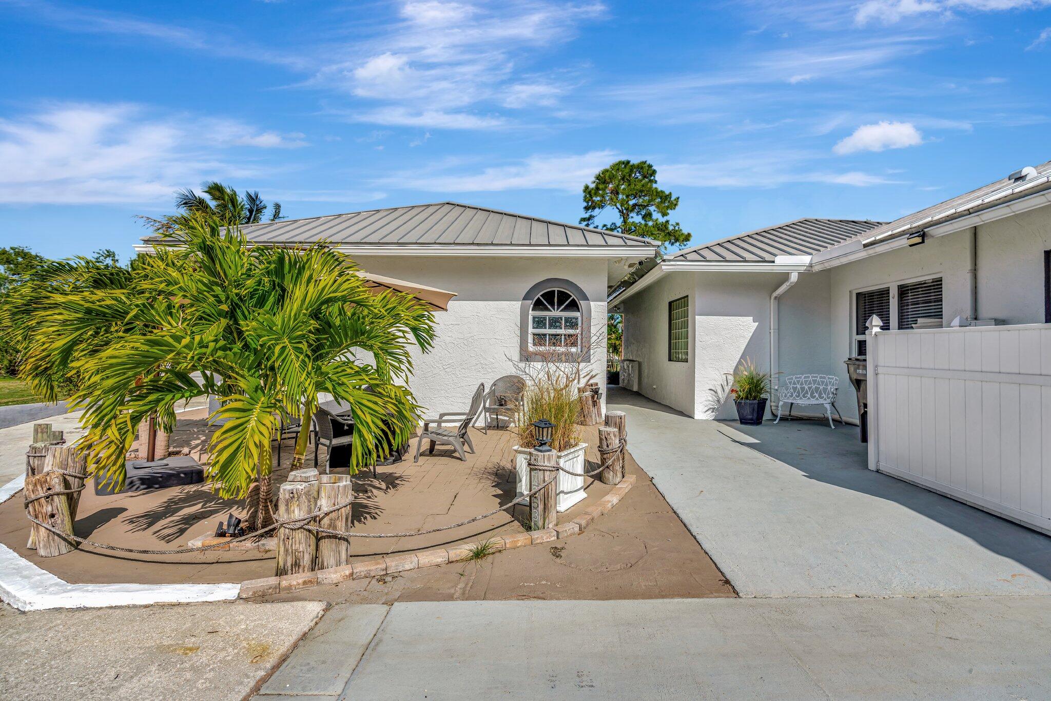 9897 Sandy Run Road Jupiter, FL 33478 - Photo 12 of 12 Front Entry Way to Guest House