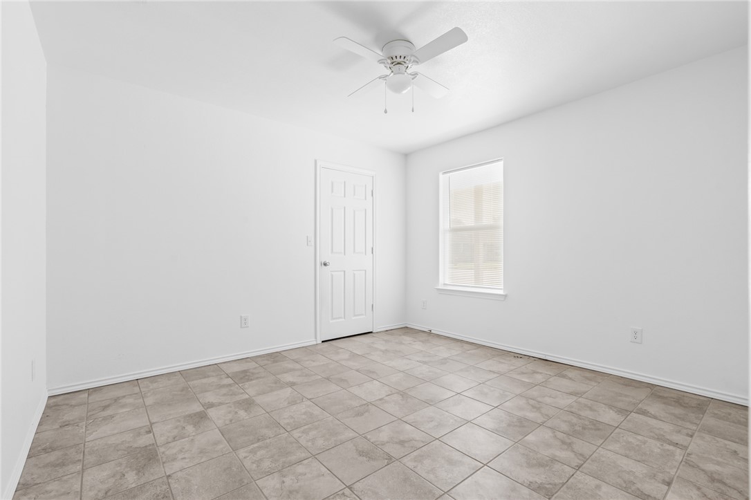 413 Whitney Court Rio Vista, TX 76093 - Photo 16 of 34 a view of an empty room with a window