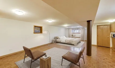 $725,000 | 3427 South Emerald Avenue, Chicago, IL 60616