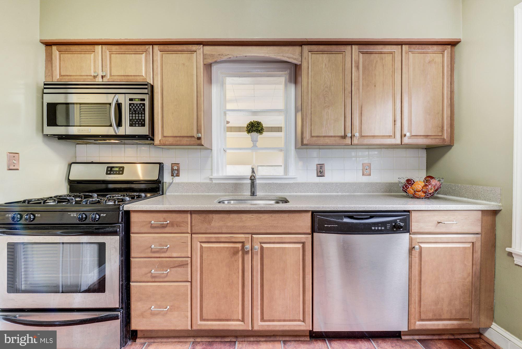 2903 Ivydale Street Silver Spring, MD 20902 - Photo 10 of 28