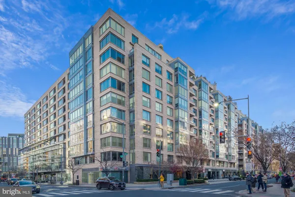 $864,000 | 1155 23rd Street Northwest, Unit PH1G, Washington, DC 20037