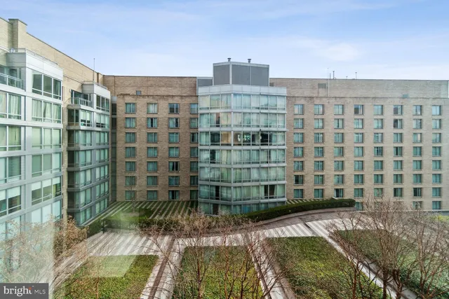 $879,000 | 1155 23rd Street Northwest, Unit PH1G, Washington, DC 20037