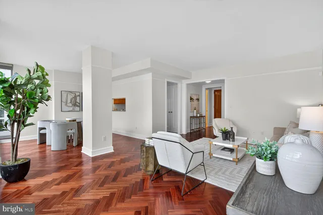 $879,000 | 1155 23rd Street Northwest, Unit PH1G, Washington, DC 20037