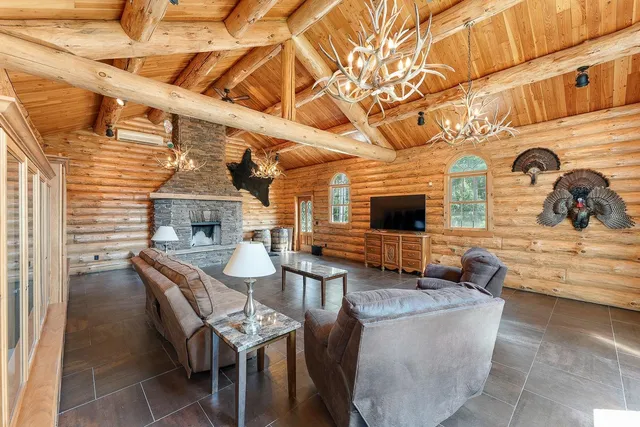 $1,199,900 | W2470 County Road B, Dalton, WI 53926