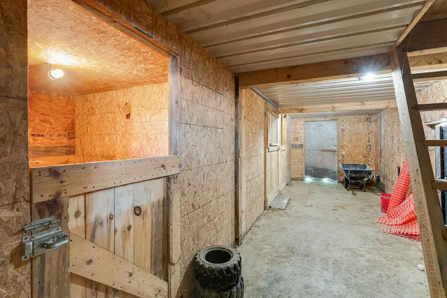 $1,199,900 | W2470 County Road B, Dalton, WI 53926