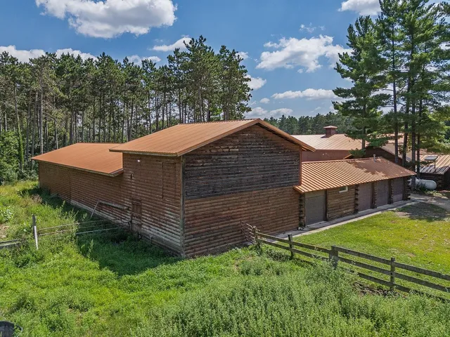 $1,199,900 | W2470 County Road B, Dalton, WI 53926