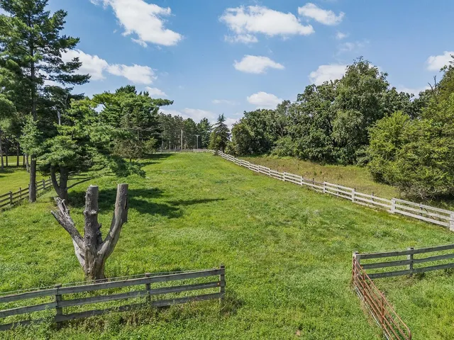 $1,199,900 | W2470 County Road B, Dalton, WI 53926