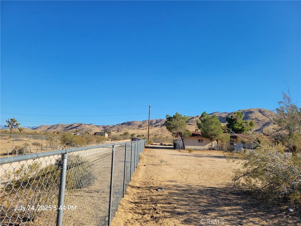 27177 Cahuilla Road Apple Valley, CA 92307 - Photo 30 of 75