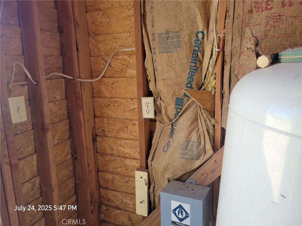 27177 Cahuilla Road Apple Valley, CA 92307 - Photo 40 of 75