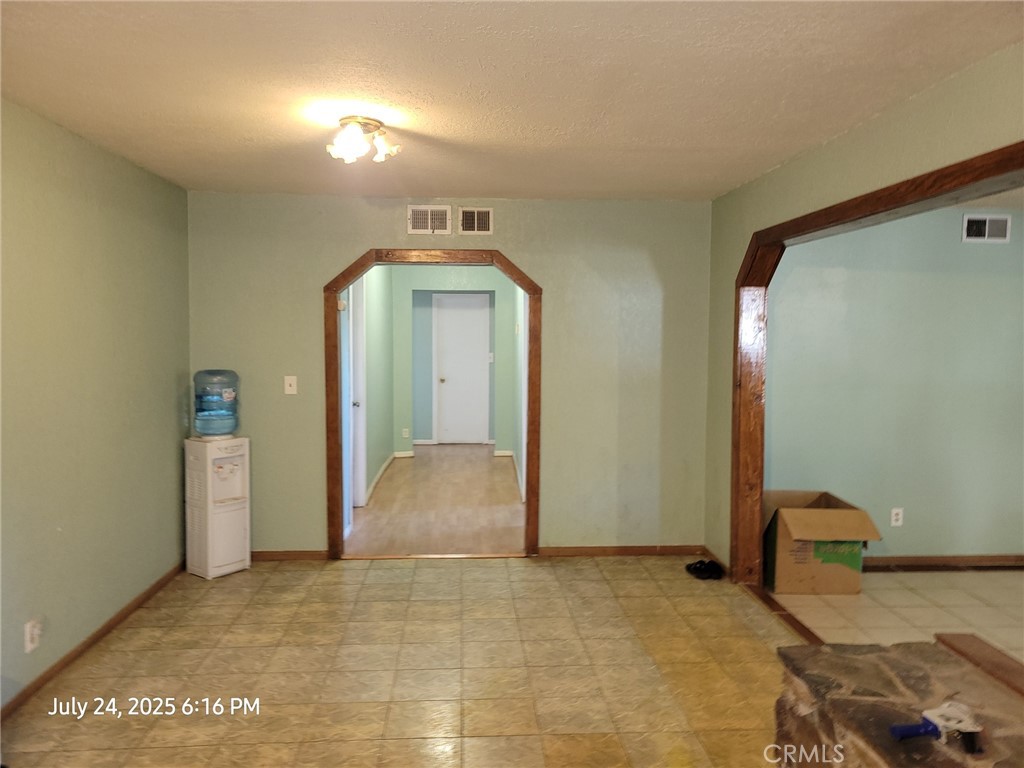 27177 Cahuilla Road Apple Valley, CA 92307 - Photo 69 of 75