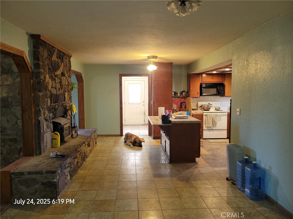 27177 Cahuilla Road Apple Valley, CA 92307 - Photo 74 of 75