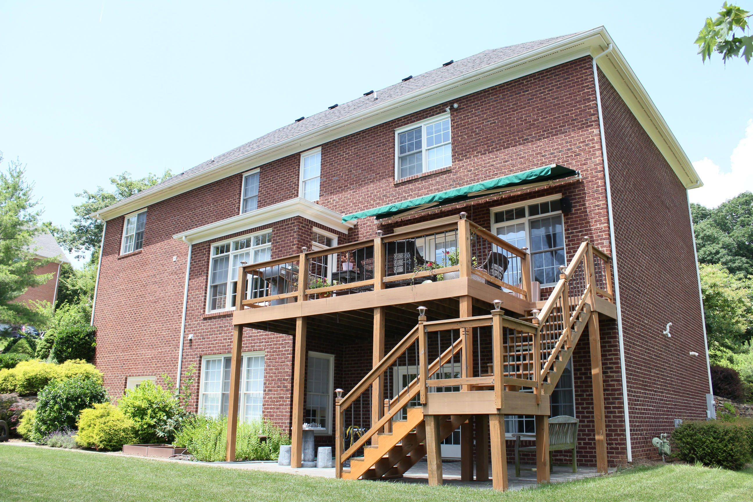 1232 Longview Road Roanoke, VA 24018 - Photo 11 of 51 #11 - Back of House and Deck