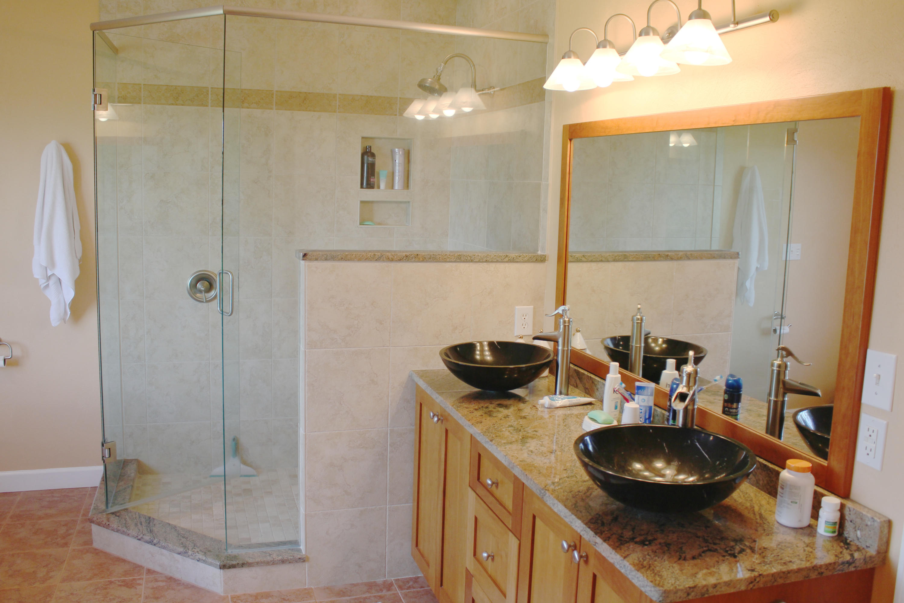 1232 Longview Road Roanoke, VA 24018 - Photo 25 of 51 #25 - Master Bath - 1