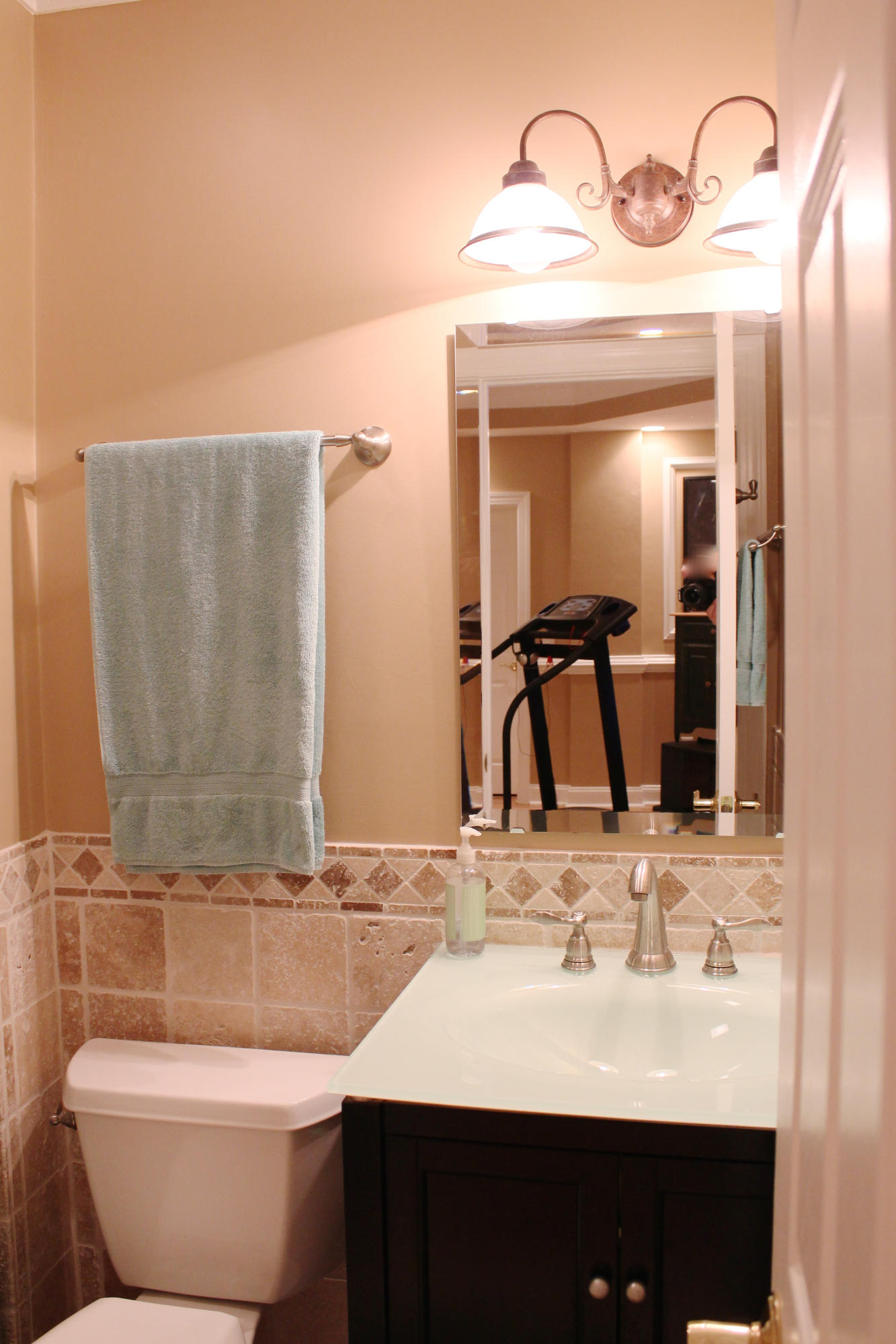 1232 Longview Road Roanoke, VA 24018 - Photo 39 of 51 #39 - Downstairs Bathroom
