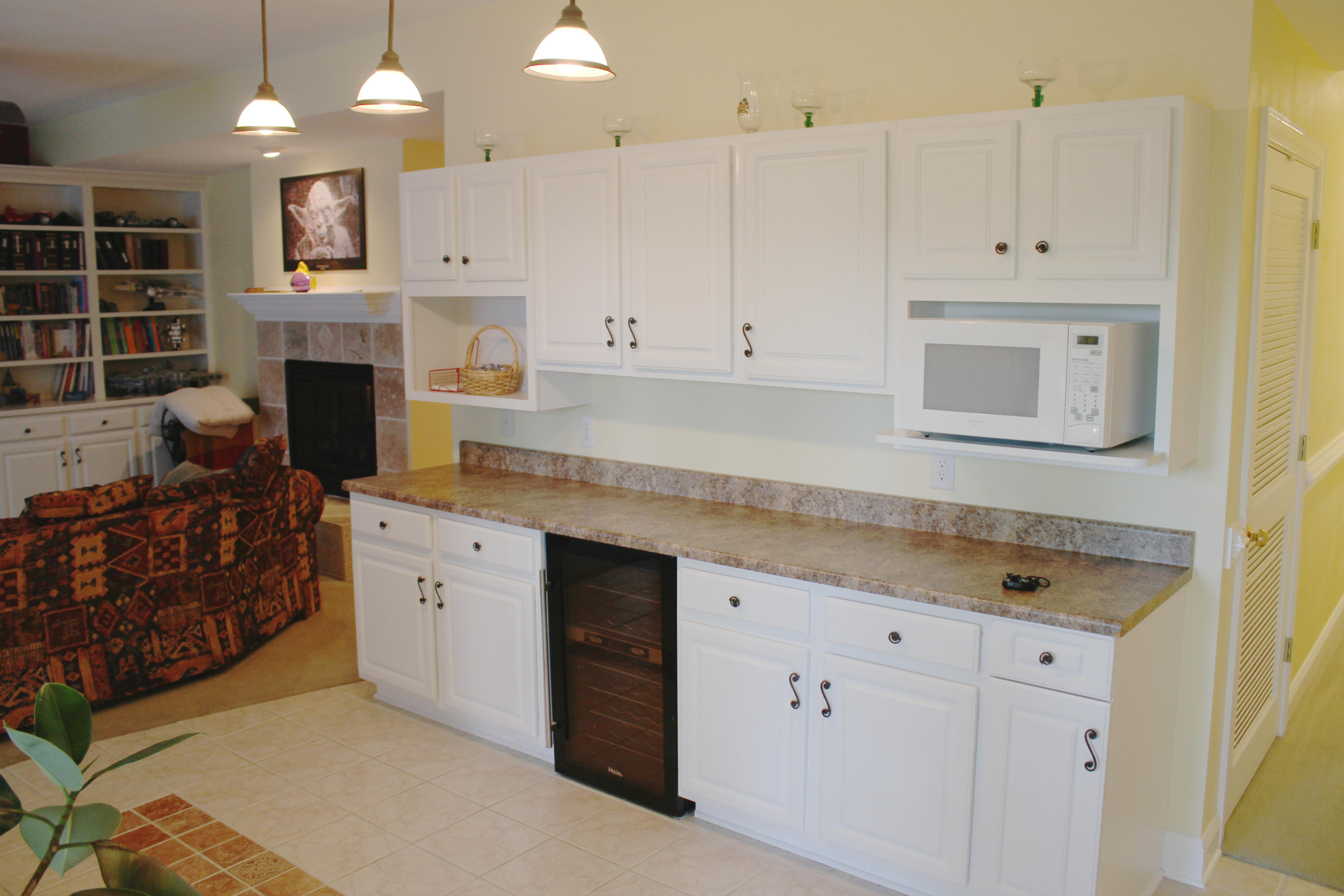 1232 Longview Road Roanoke, VA 24018 - Photo 40 of 51 #40 - Downstairs Kitchenette - 1