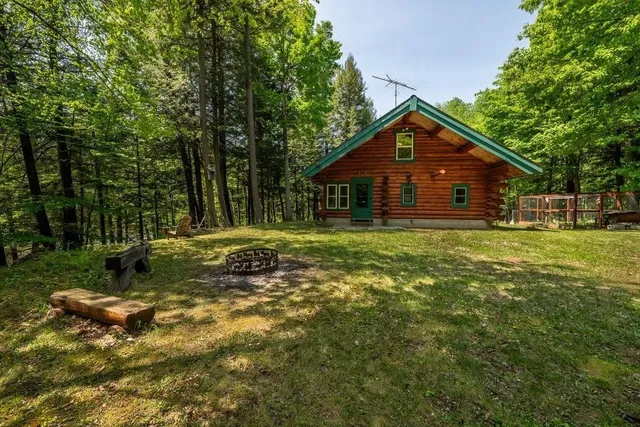 $444,900 | N12203 Bear Cave Road, Athelstane, WI 54104