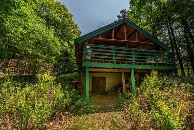 $444,900 | N12203 Bear Cave Road, Athelstane, WI 54104