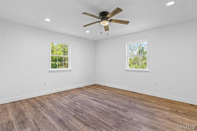 $324,900 | 308 Blackberry Lane, Bismarck, MO 63624