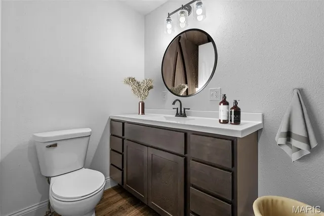 $324,900 | 308 Blackberry Lane, Bismarck, MO 63624