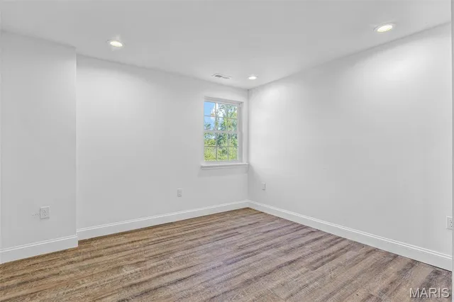 $324,900 | 308 Blackberry Lane, Bismarck, MO 63624