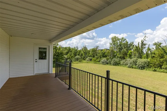 $324,900 | 308 Blackberry Lane, Bismarck, MO 63624