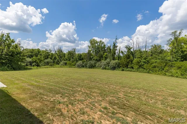 $324,900 | 308 Blackberry Lane, Bismarck, MO 63624