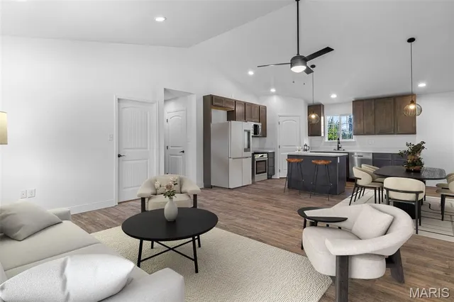 $324,900 | 308 Blackberry Lane, Bismarck, MO 63624