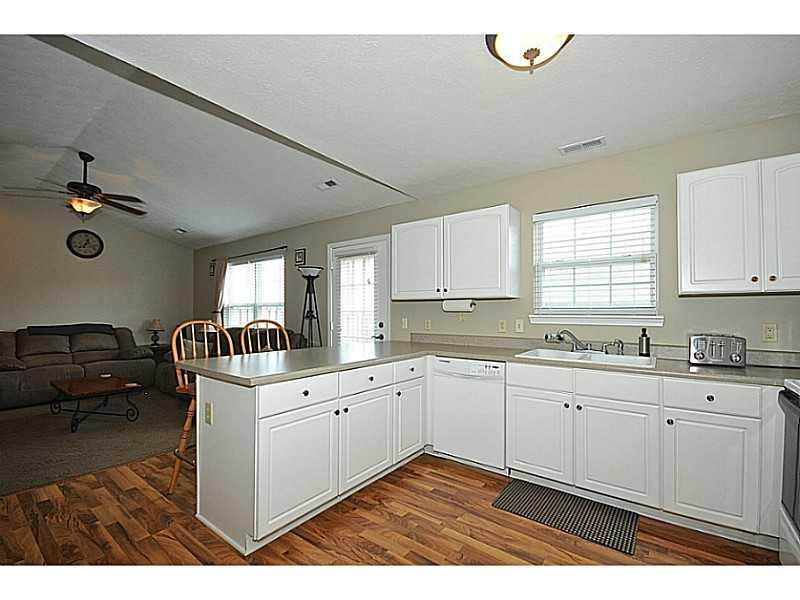 14937 Oak Road Carmel, IN 46033 - Photo 6 of 24
