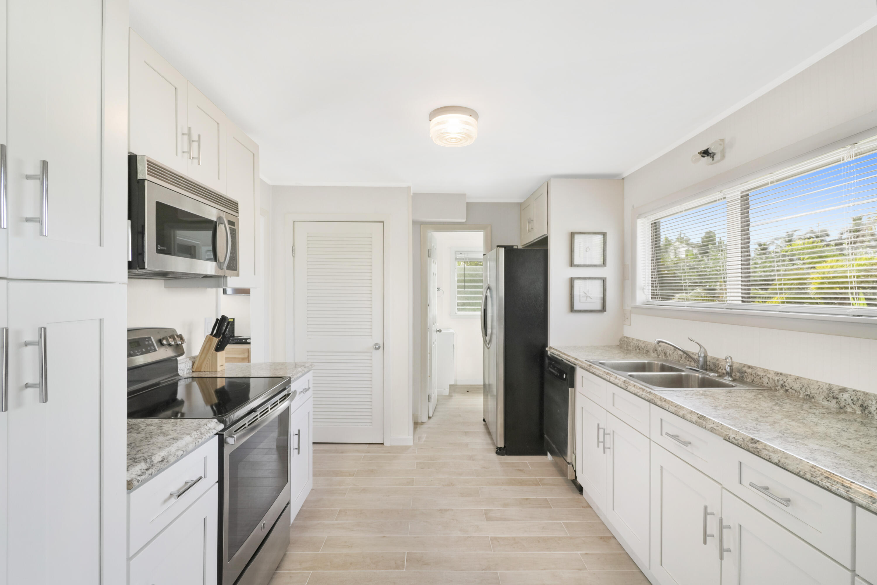 53 Barry Avenue Summerland Key, FL 33042 - Photo 14 of 16 Little Torch Key-19