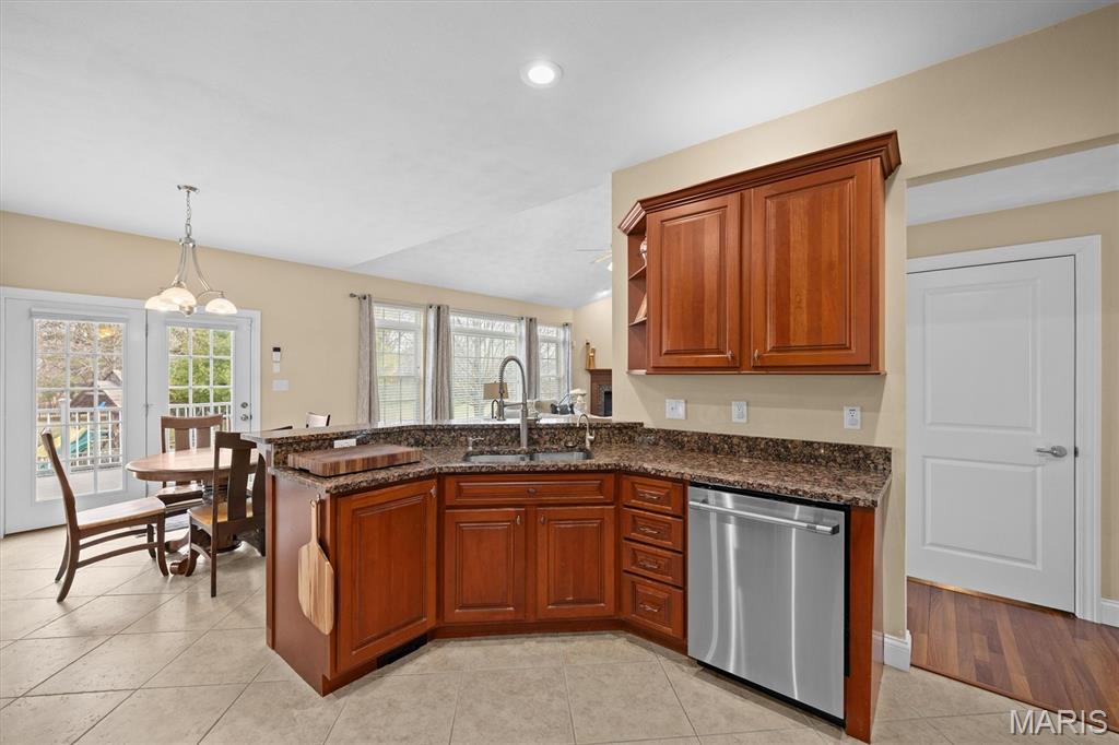 504 Overbrook Circle O'Fallon, IL 62269 - Photo 10 of 67