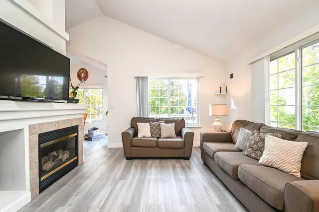 $2,500 | 714 South Rosehall Lane, Round Lake, IL 60073