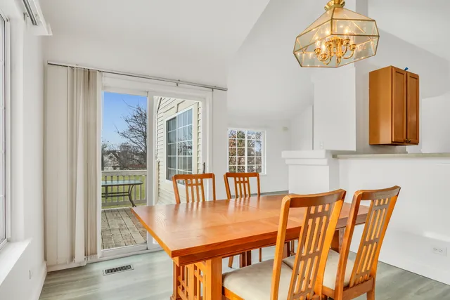 $2,500 | 714 South Rosehall Lane, Round Lake, IL 60073