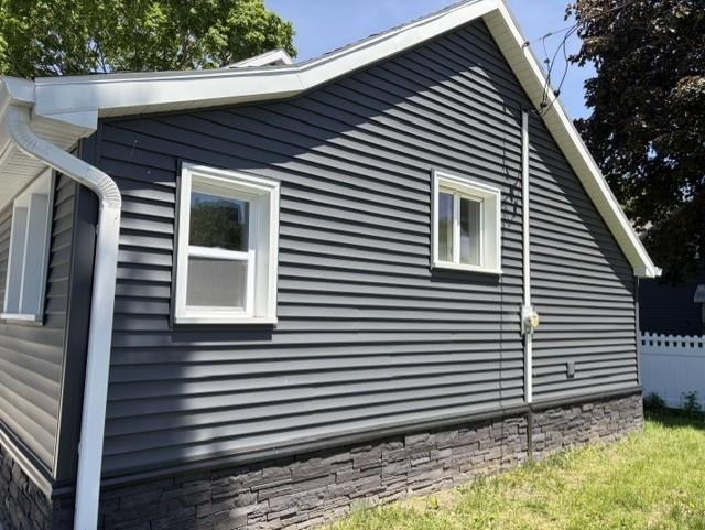 425 West Cleveland Street Spring Valley, IL 61362 - Photo 3 of 14 a view of a house with a yard and garage