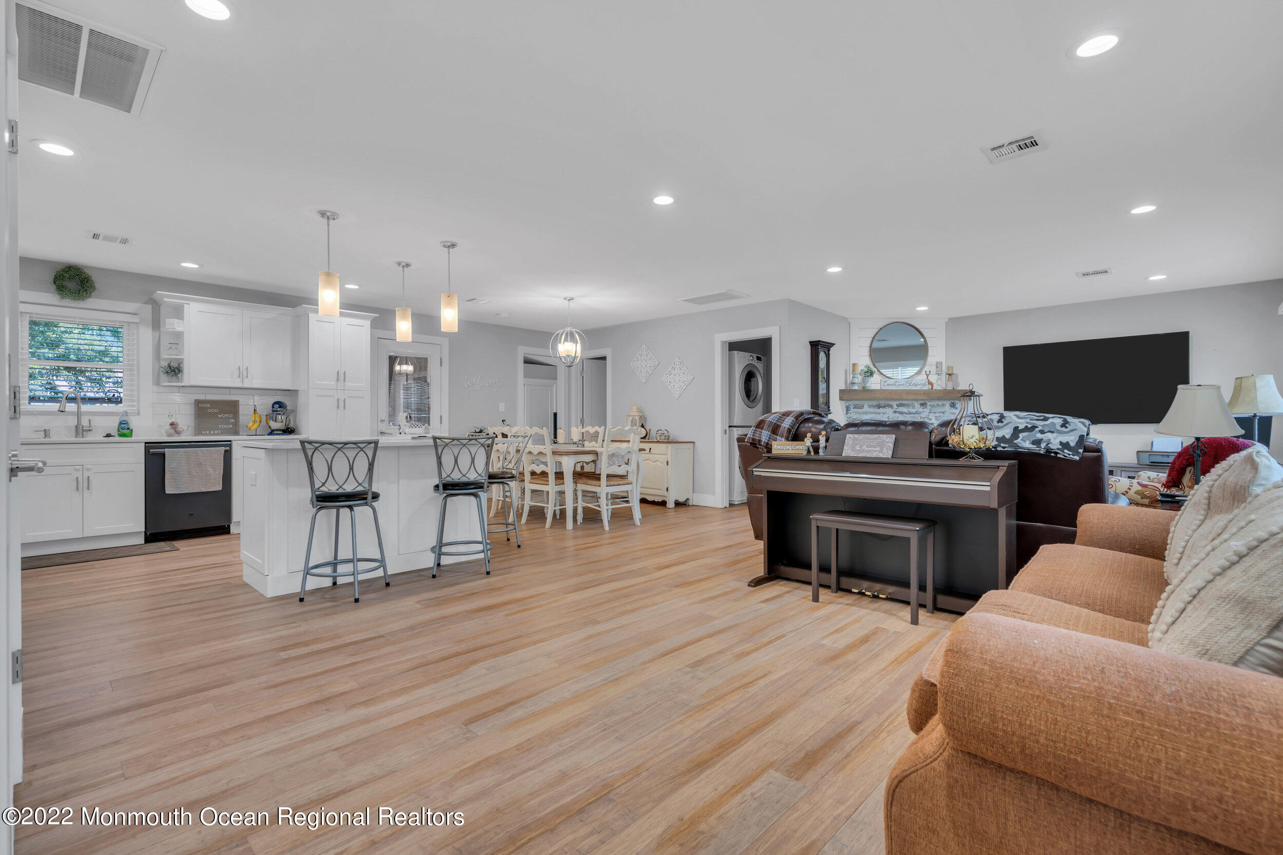 422 Riverview Road Forked River, NJ 08731 - Photo 6 of 47 011_3_2
