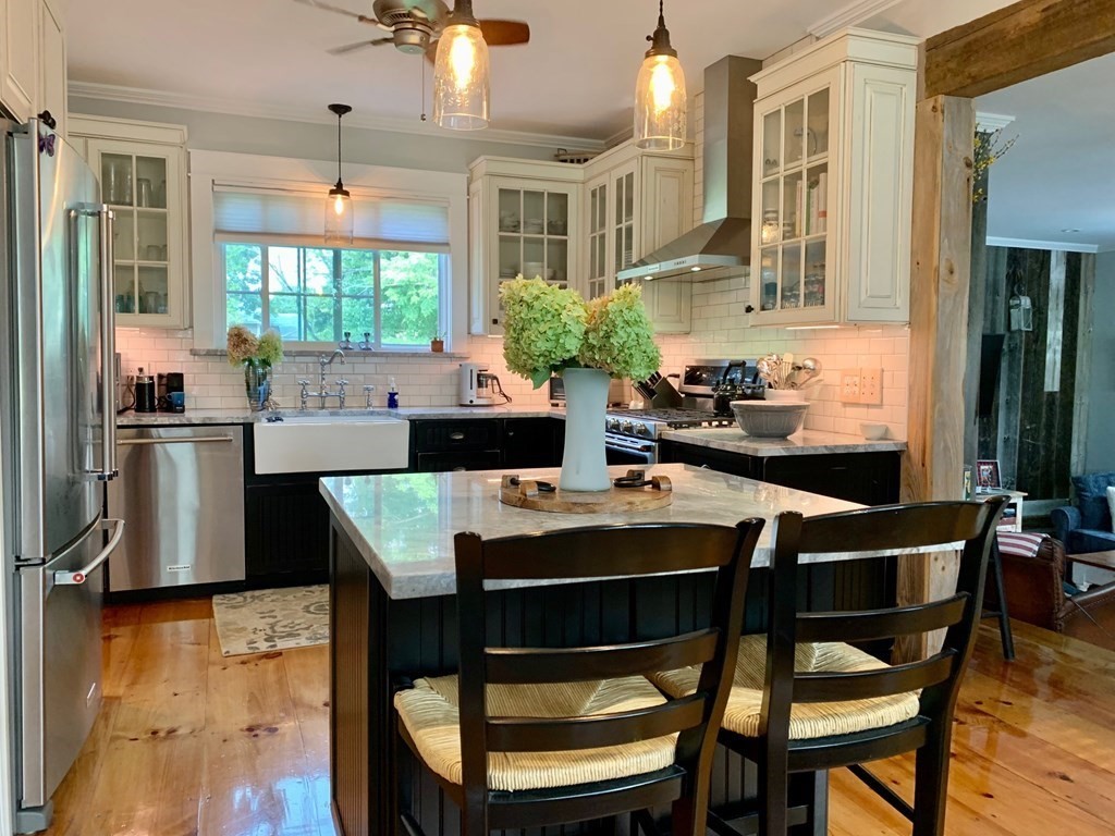 168 Bay Road Hadley, MA 01035 - Photo 8 of 34 Gallery Image 8