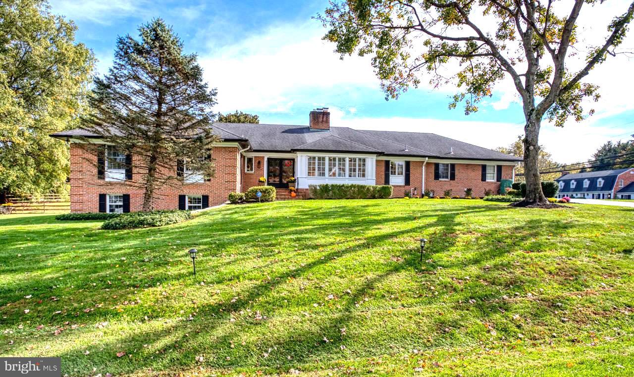 9801 Kendale Road Potomac, MD 20854 - Photo 1 of 47 Gallery Image 1