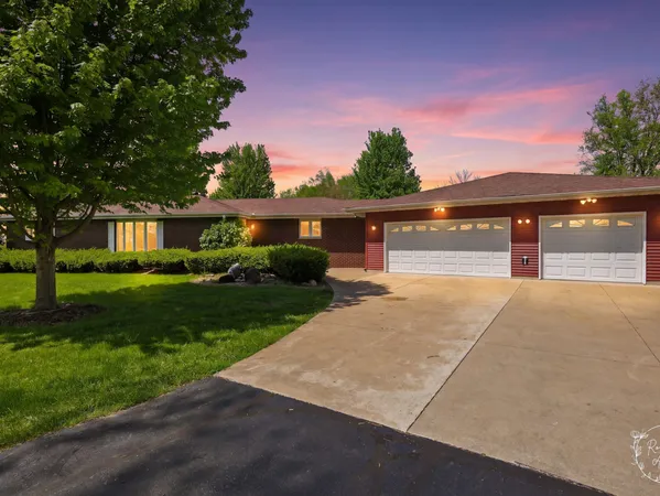 $498,000 | 3143 West 1500N Road, Kankakee, IL 60901