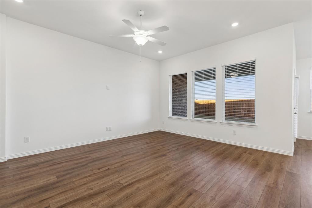 718 Declaration Drive Princeton, TX 75407 - Photo 6 of 25