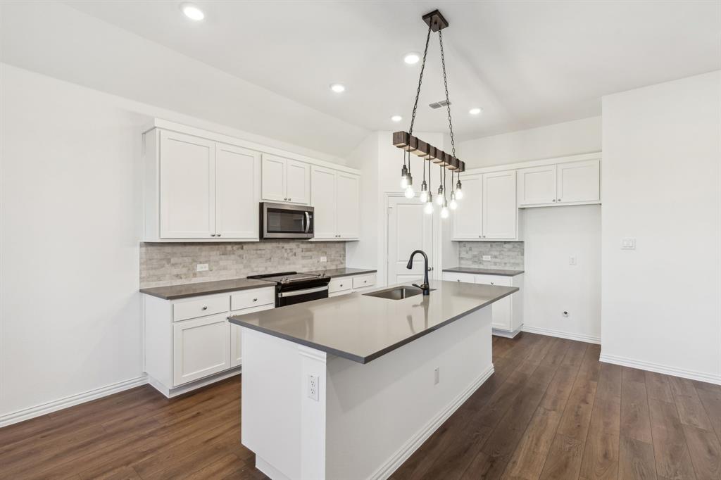 718 Declaration Drive Princeton, TX 75407 - Photo 9 of 25