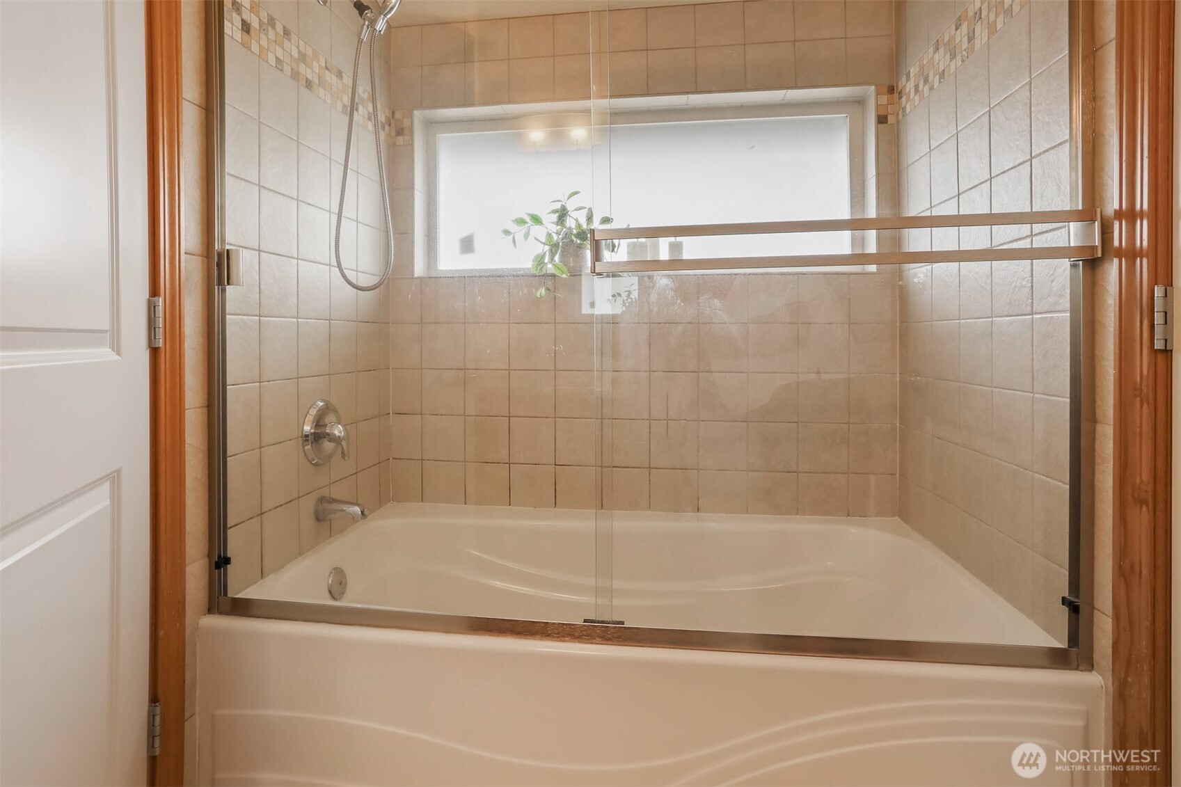 516 North 46th Street Seattle, WA 98103 - Photo 19 of 31